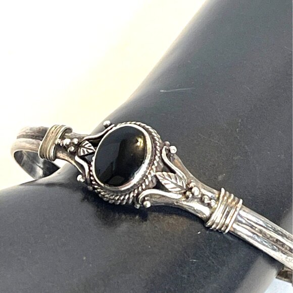 925 Sterling Silver Black Onyx Oval Cabochon Cuff Bracelet Native American VTG - Picture 7 of 16